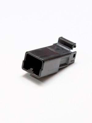 АМР 174967-1. Разъём штыревой 4 pin серии 040 MULTILOCK PLUG (корпус)