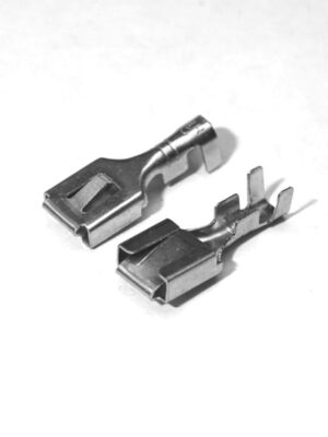G241. Контакт гнездовой DJ621-7.8B.