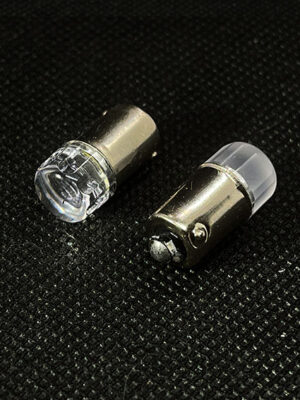 Светодиод SMD  Т4, белый ,цокольный , с прозрачной линзой. 12 вольт