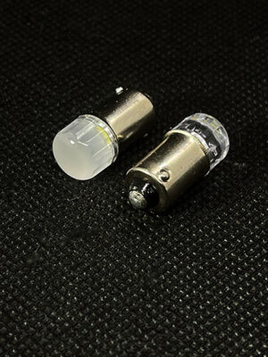 Светодиод SMD  Т4, белый ,цокольный , с матовой рассеивающей линзой. 12 вольт