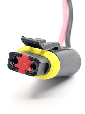 DJ7029CA-2.3-21. Разъём  Harnes 2-х контактный гнездовой с проводом.