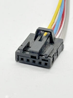 DJ7055B-0.6-21. Разъём гнездовой 5-ти контактный с проводом.